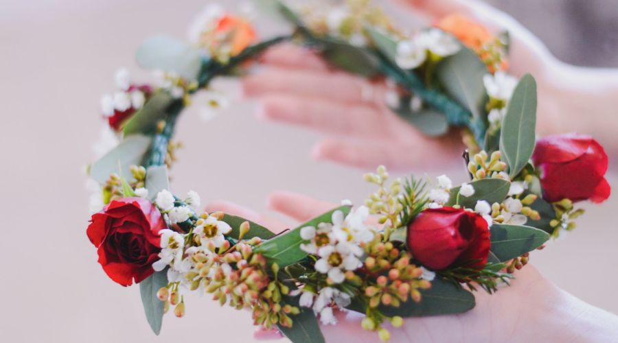 Flower Crown Making Class Image
